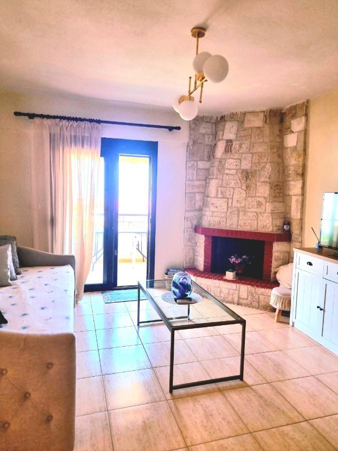 Nice Apartment With Amazing Views Kriopigi Extérieur photo